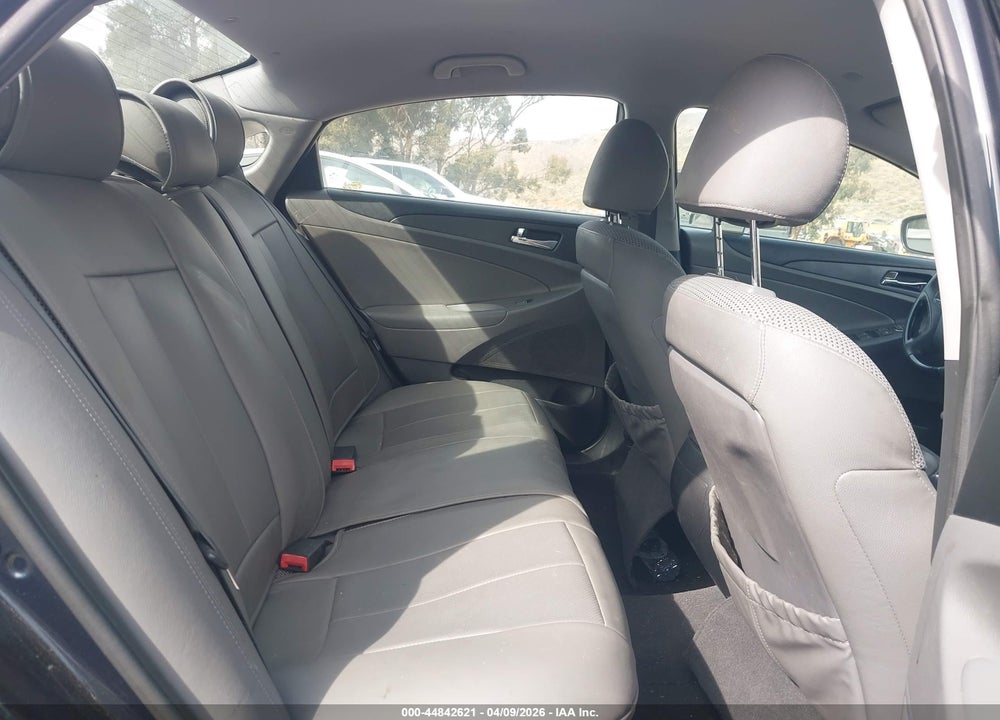 2011 HYUNDAI SONATA SE VIN: 5NPEC4AC0BH289304