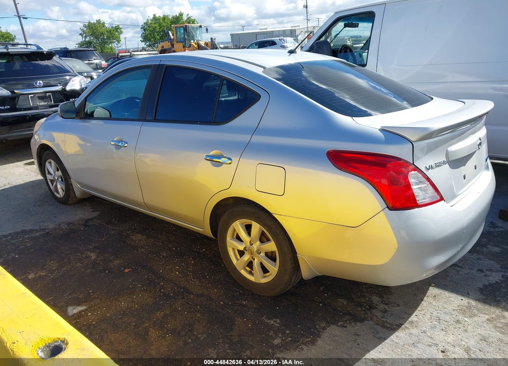2014 NISSAN VERSA 1.6 SV VIN: 3N1CN7AP4EL823594