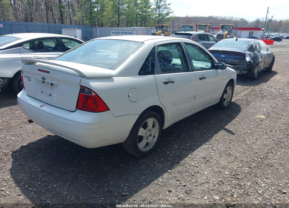 2007 FORD FOCUS S/SE/SES VIN: 1FAHP34N27W306880