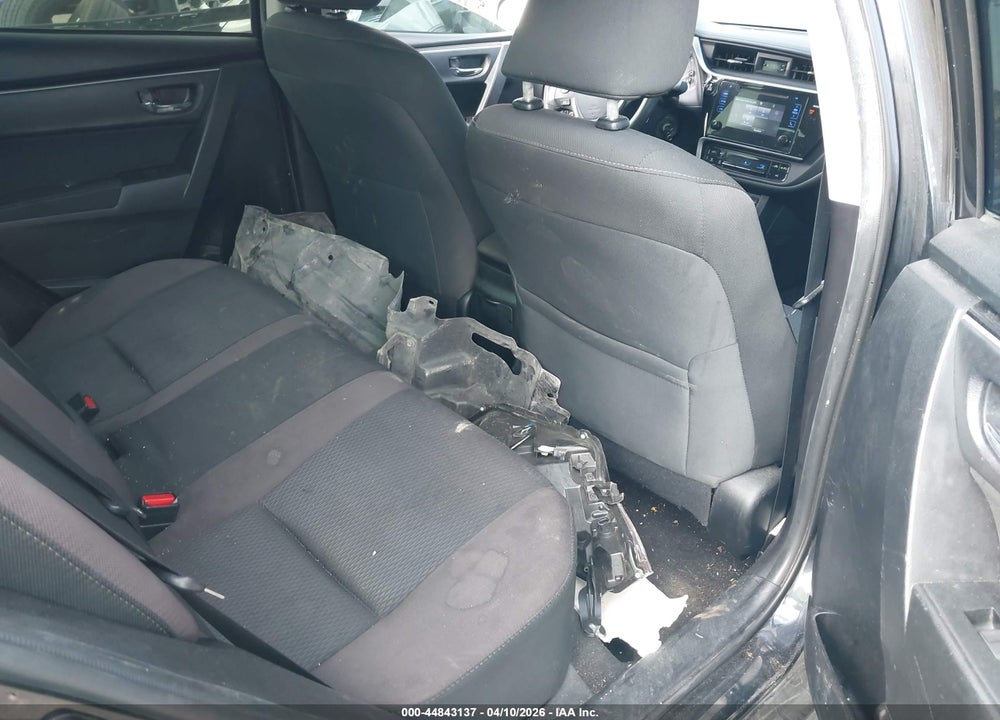 2017 TOYOTA COROLLA LE VIN: 5YFBURHE0HP622018