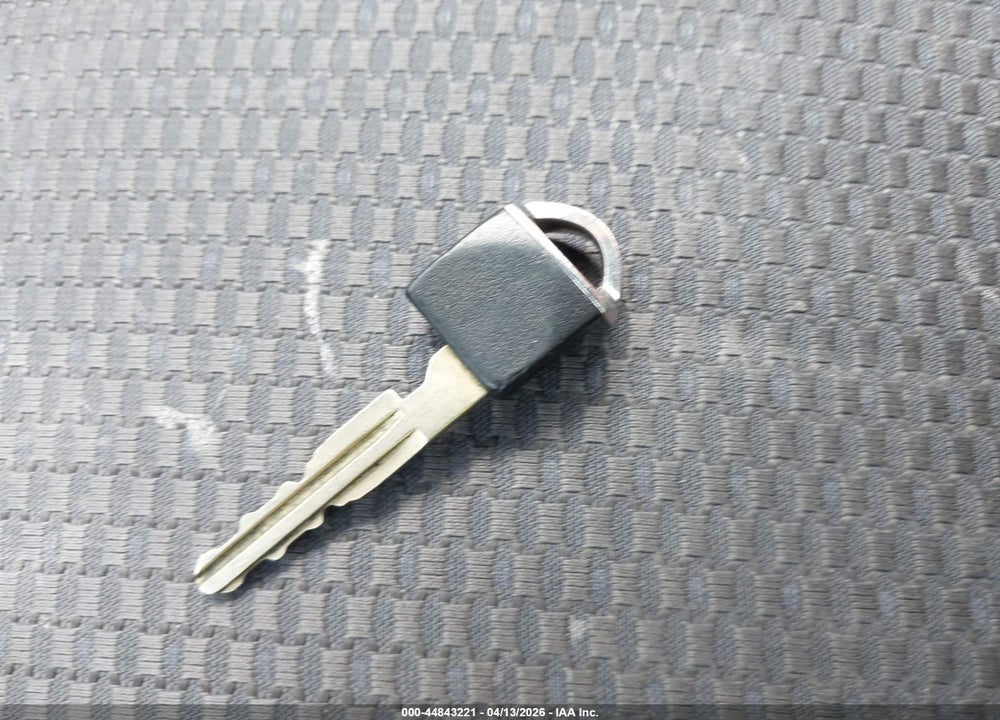 2008 NISSAN VERSA 1.8SL VIN: 3N1BC11EX8L370356