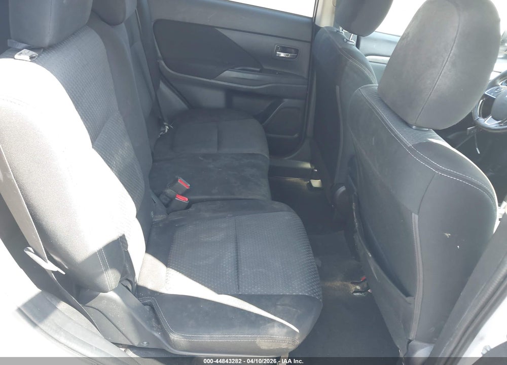 2017 MITSUBISHI OUTLANDER SE/SEL VIN: JA4AD3A33HZ058690