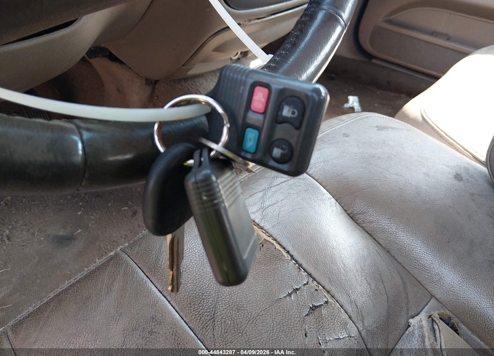 2003 MERCURY GRAND MARQUIS LS VIN: 2MEFM75W03X699607