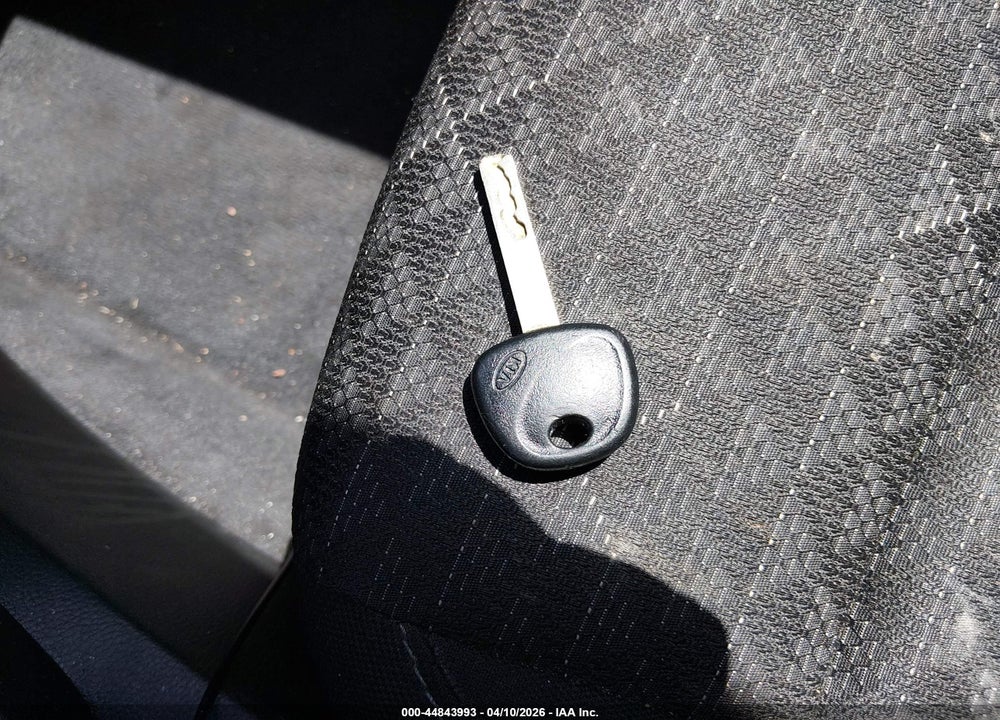 2018 KIA RIO LX VIN: 3KPA25AB9JE095050