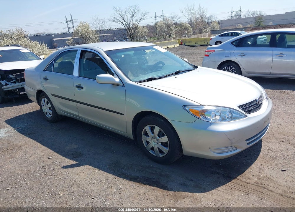2003 TOYOTA CAMRY LE VIN: 4T1BE32K13U136303