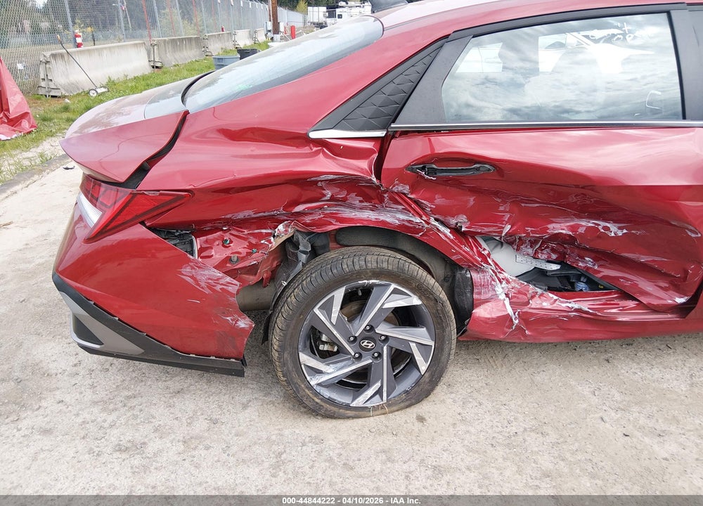 2025 HYUNDAI ELANTRA LIMITED VIN: KMHLP4DG6SU032644