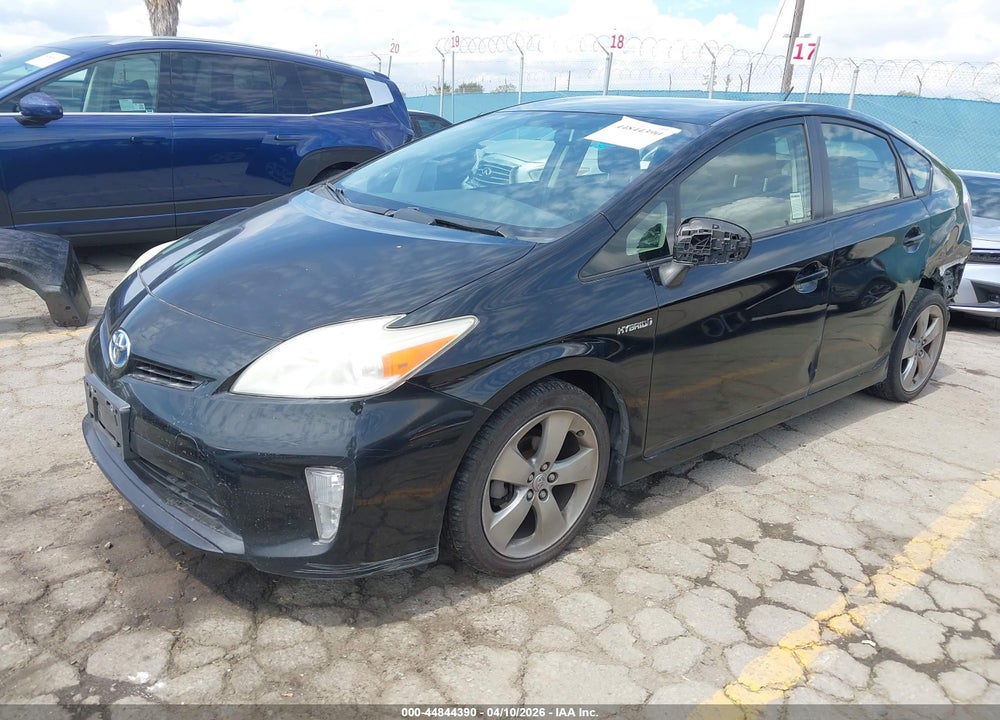 2013 TOYOTA PRIUS THREE SE VIN: JTDKN3DU6D1638245