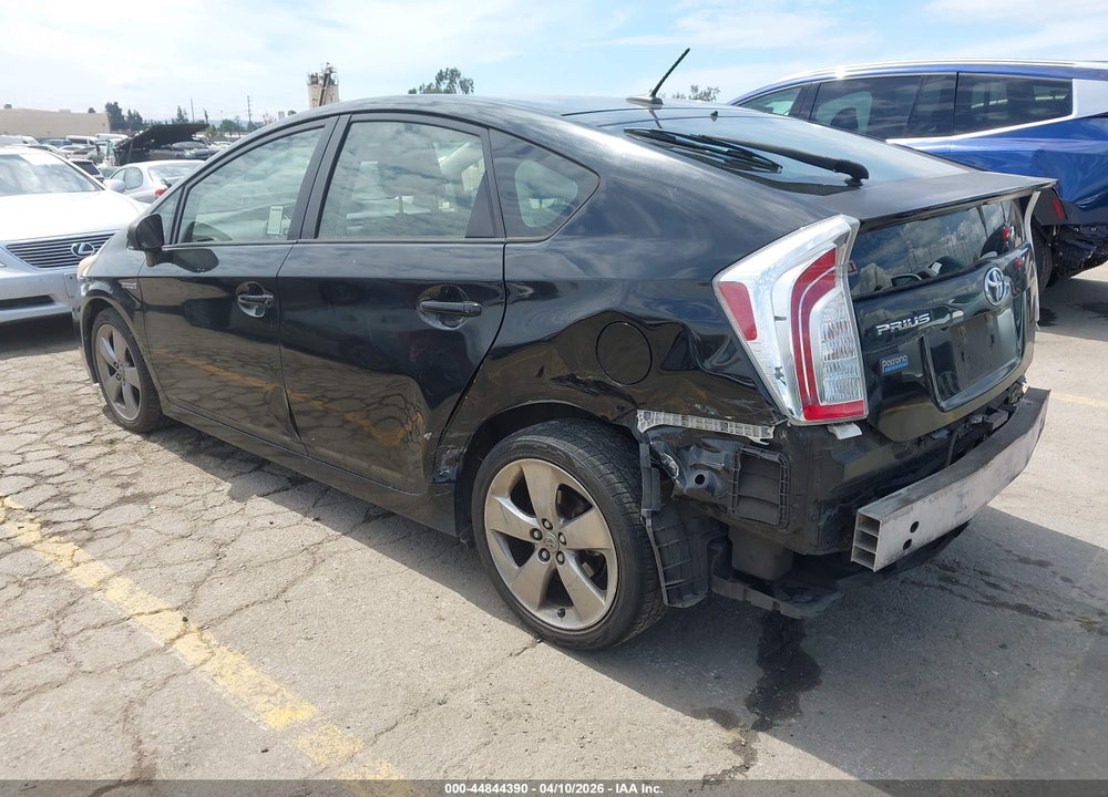 2013 TOYOTA PRIUS THREE SE VIN: JTDKN3DU6D1638245