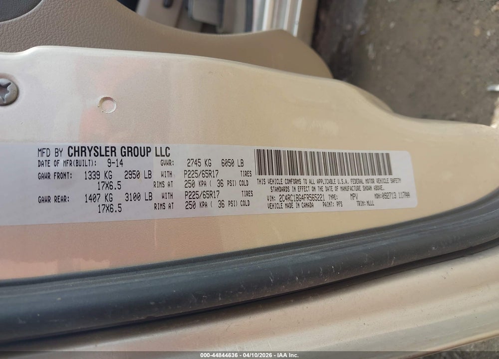 2015 CHRYSLER TOWN & COUNTRY TOURING VIN: 2C4RC1BG4FR565221