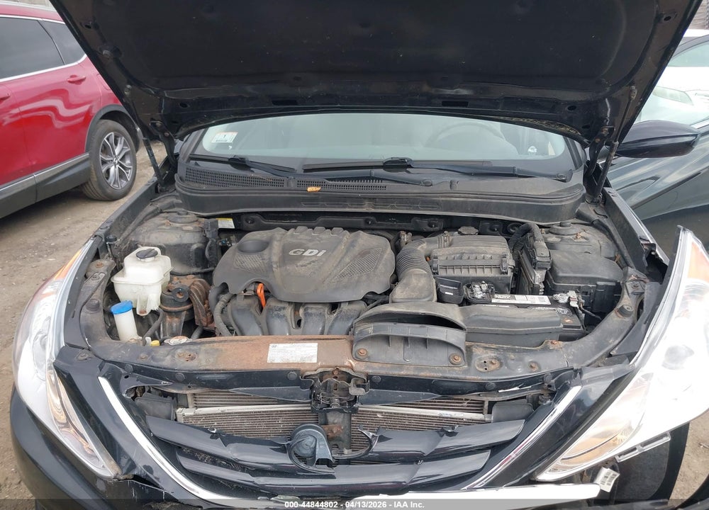 2013 HYUNDAI SONATA GLS VIN: 5NPEB4AC2DH558943