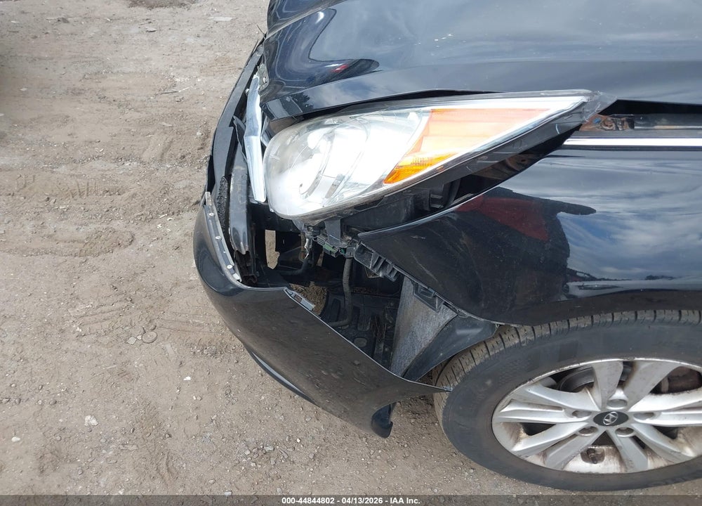 2013 HYUNDAI SONATA GLS VIN: 5NPEB4AC2DH558943
