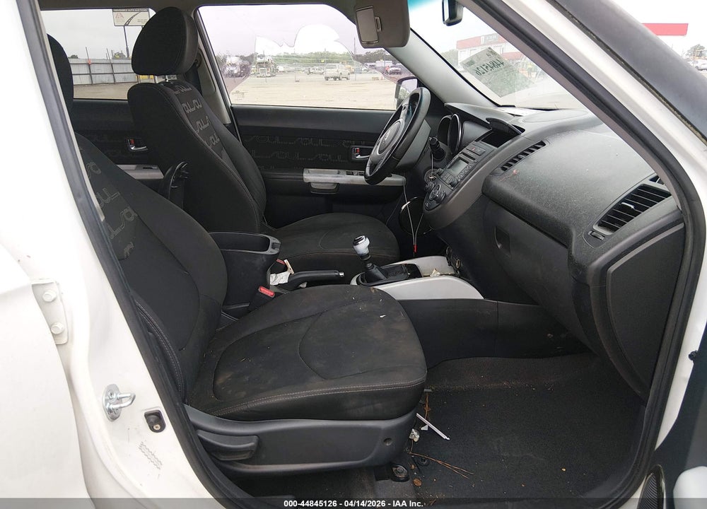 2012 KIA SOUL + VIN: KNDJT2A6XC7358860