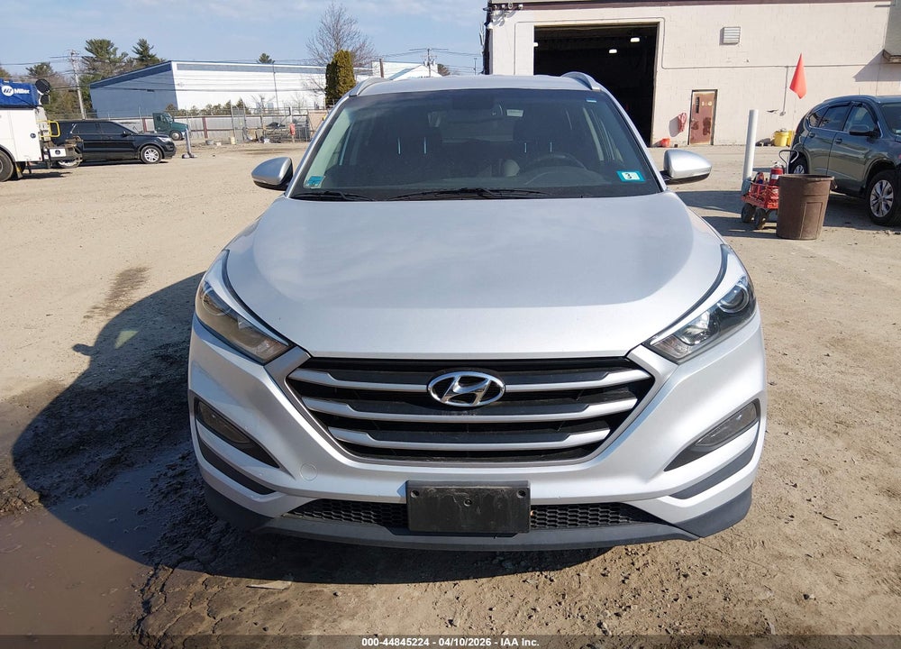 2017 HYUNDAI TUCSON SE PLUS VIN: KM8J3CA47HU531159