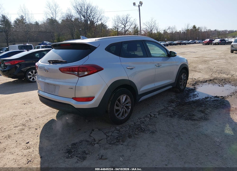 2017 HYUNDAI TUCSON SE PLUS VIN: KM8J3CA47HU531159