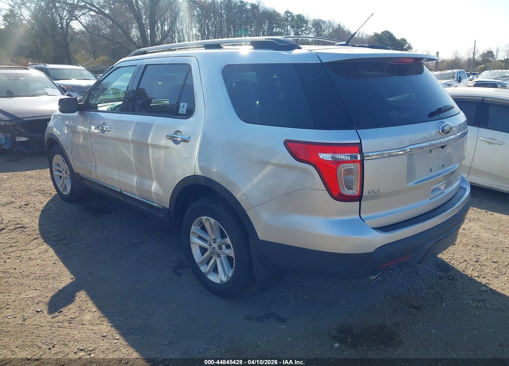 2013 FORD EXPLORER XLT VIN: 1FM5K8D89DGA53481