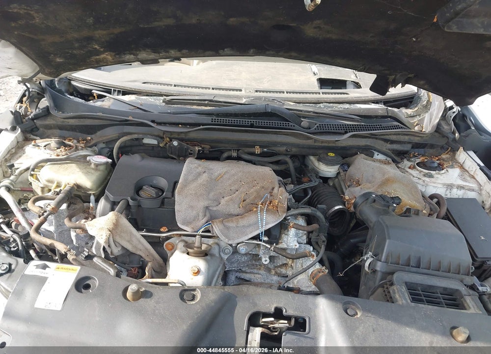 2018 HONDA CIVIC LX VIN: 19XFC2F57JE025311