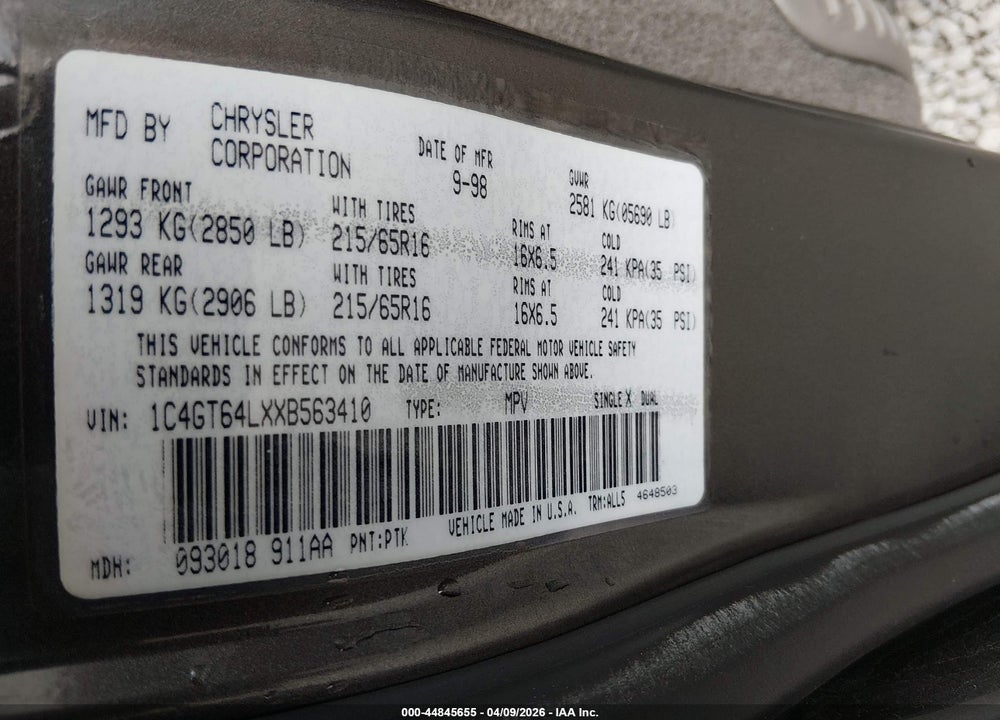 1999 CHRYSLER TOWN & COUNTRY LIMITED VIN: 1C4GT64LXXB563410