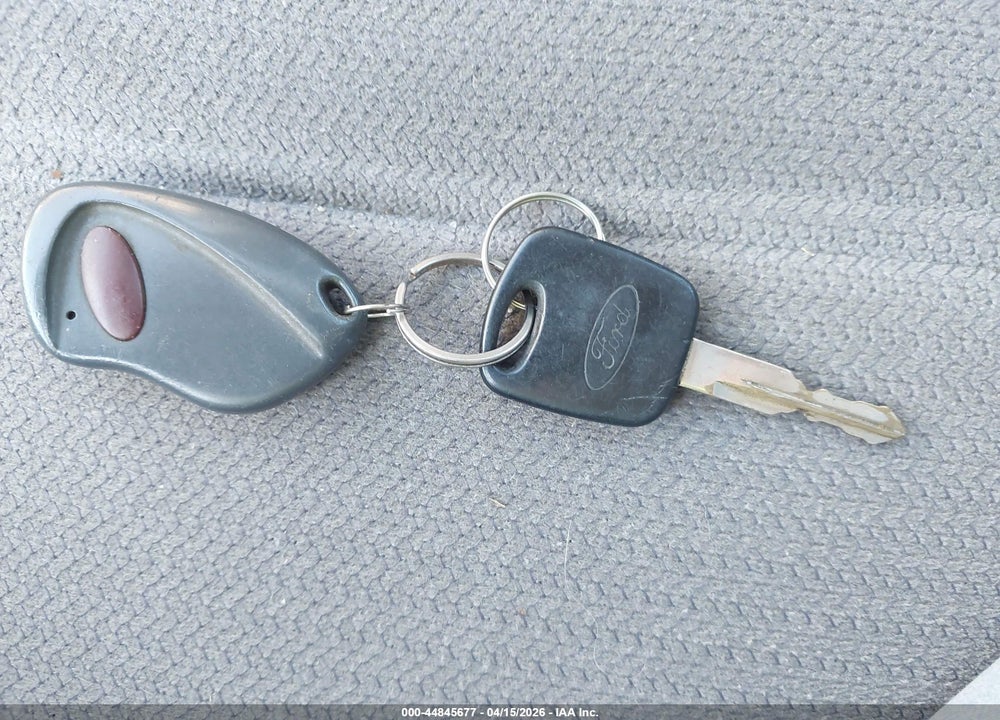 1999 FORD MUSTANG VIN: 1FAFP4040XF200177