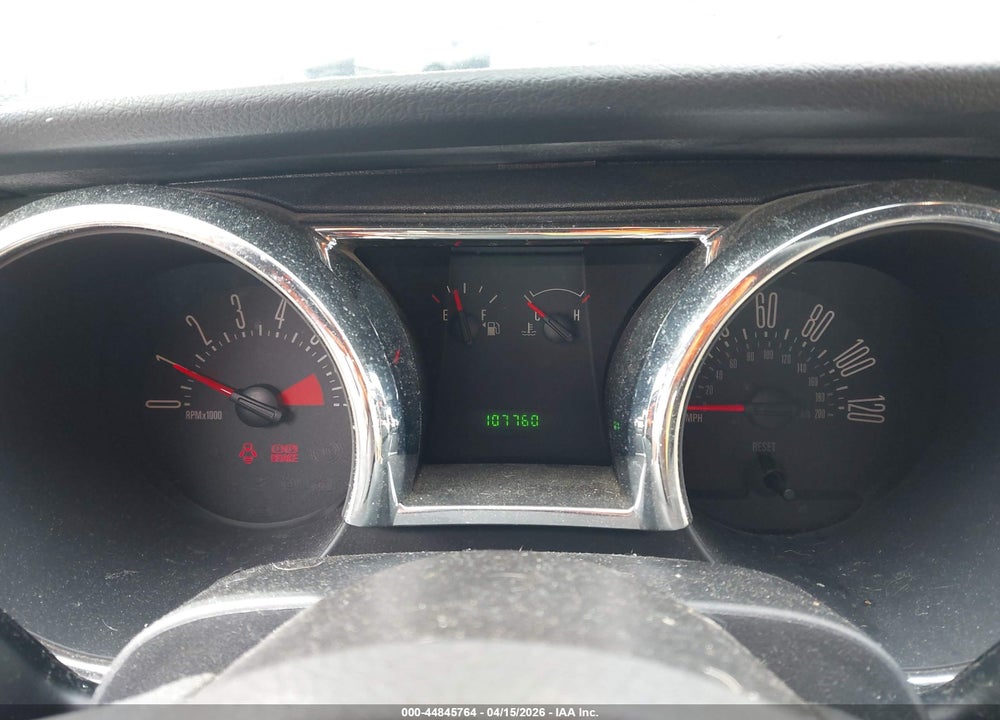 2005 FORD MUSTANG VIN: 1ZVFT84N955219892