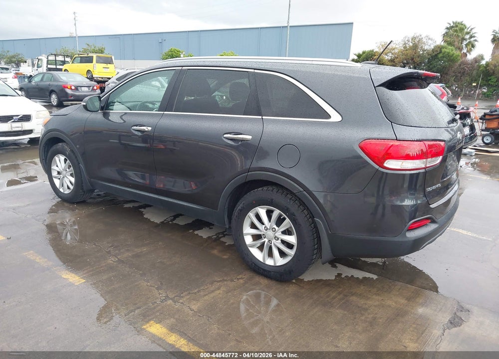 2016 KIA SORENTO 2.4L LX VIN: 5XYPG4A36GG114955