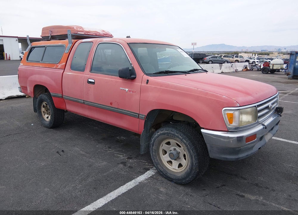 1995 TOYOTA T100 XTRACAB DX VIN: JT4VD22E4S0005770
