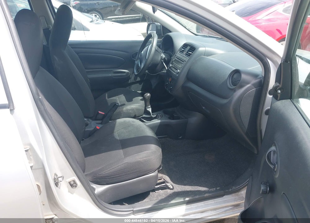 2015 NISSAN VERSA 1.6 S VIN: 3N1CN7AP3FL938740