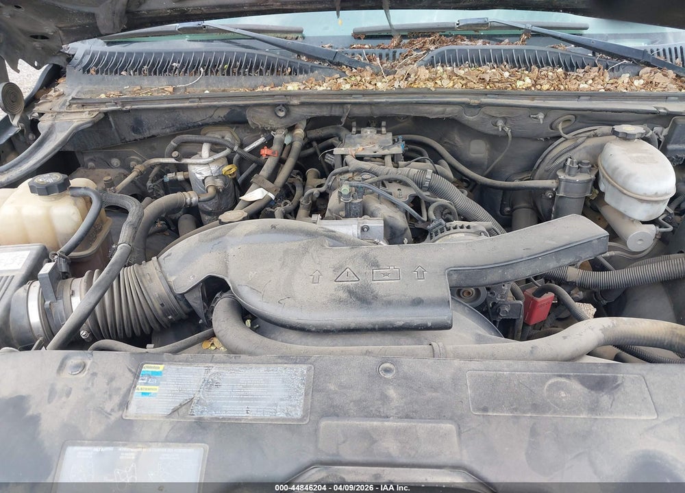 2003 CHEVROLET TAHOE LS VIN: 1GNEC13V53R172204