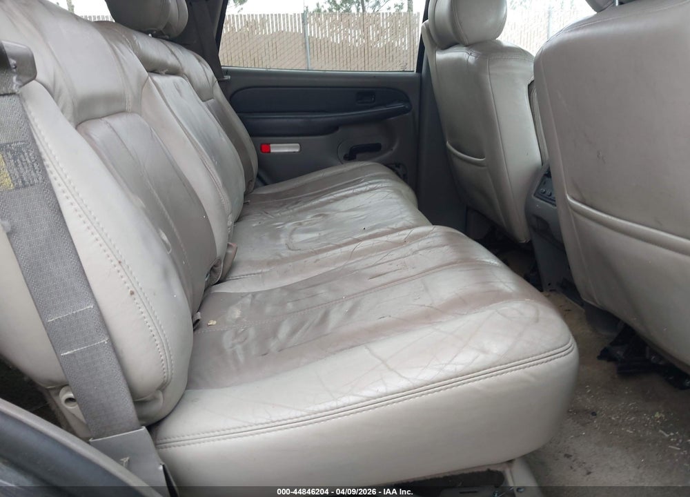 2003 CHEVROLET TAHOE LS VIN: 1GNEC13V53R172204
