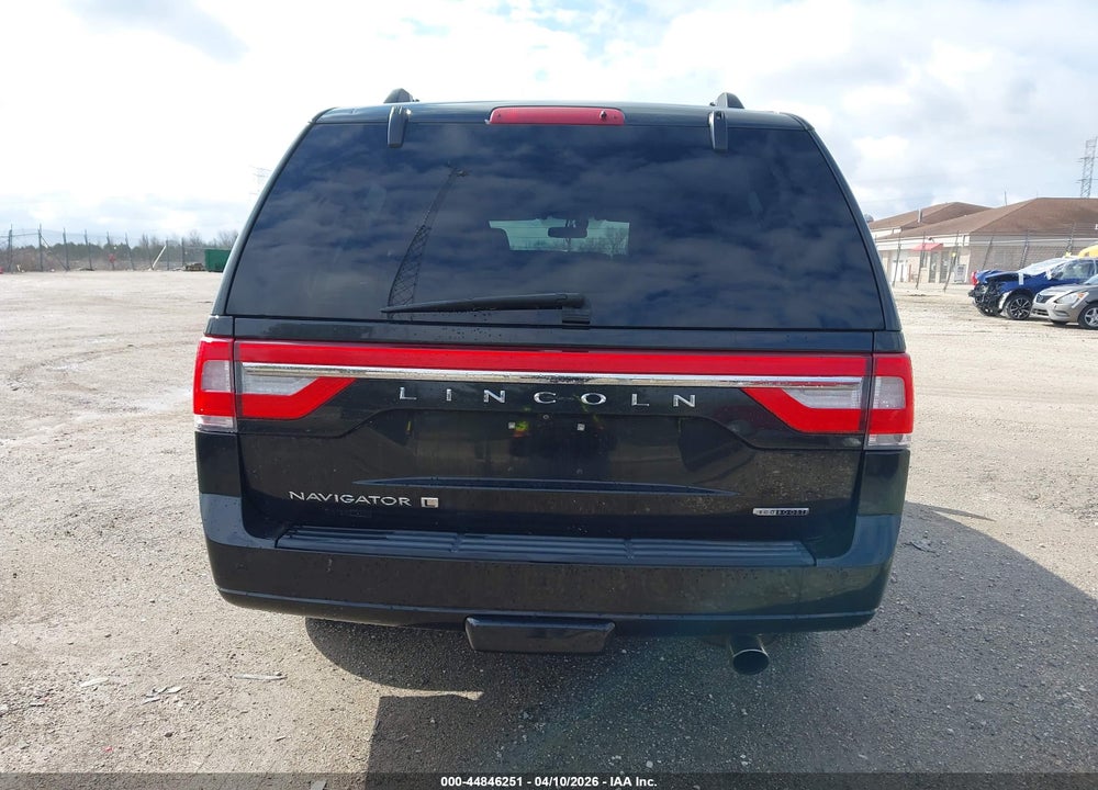 2015 LINCOLN NAVIGATOR L VIN: 5LMJJ3JT6FEJ09644