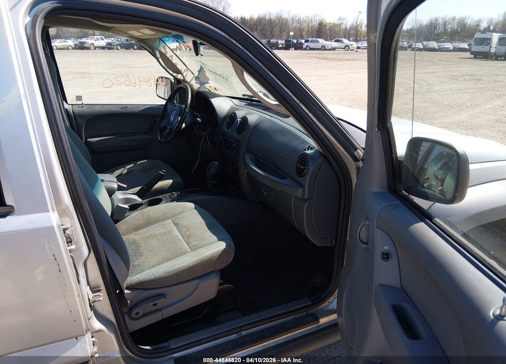 2005 JEEP LIBERTY SPORT VIN: 1J4GL48K85W678870