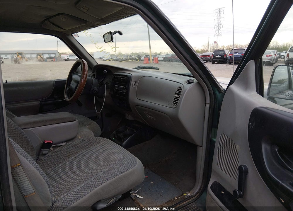 1999 FORD RANGER XL/XLT VIN: 1FTYR10C5XUB72178