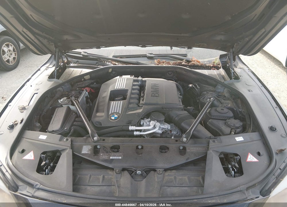 2011 BMW 740I VIN: WBAKA4C55BC613122
