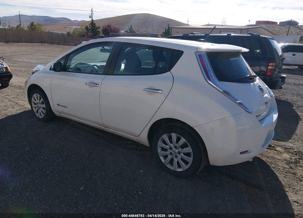 2013 NISSAN LEAF S VIN: 1N4AZ0CP7DC420058