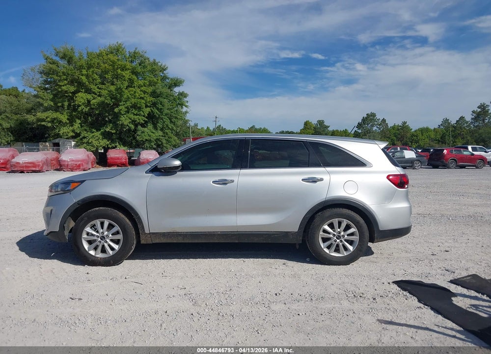 2019 KIA SORENTO 2.4L L VIN: 5XYPG4A31KG449579