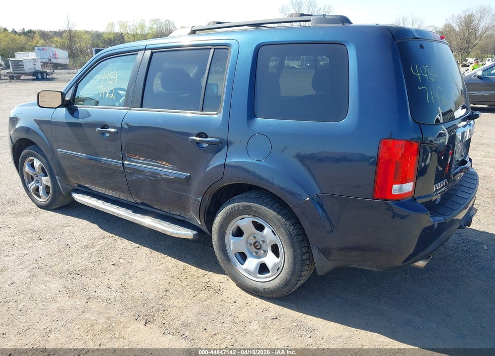 2012 HONDA PILOT EX-L VIN: 5FNYF4H68CB043024