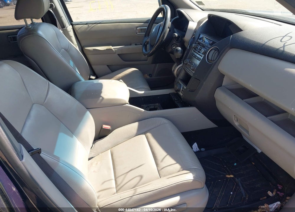 2012 HONDA PILOT EX-L VIN: 5FNYF4H68CB043024