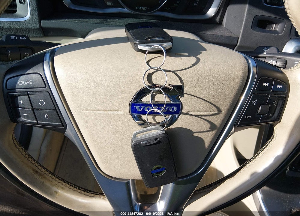 2015 VOLVO S60 T5 PREMIER VIN: YV126MFK4F2351279