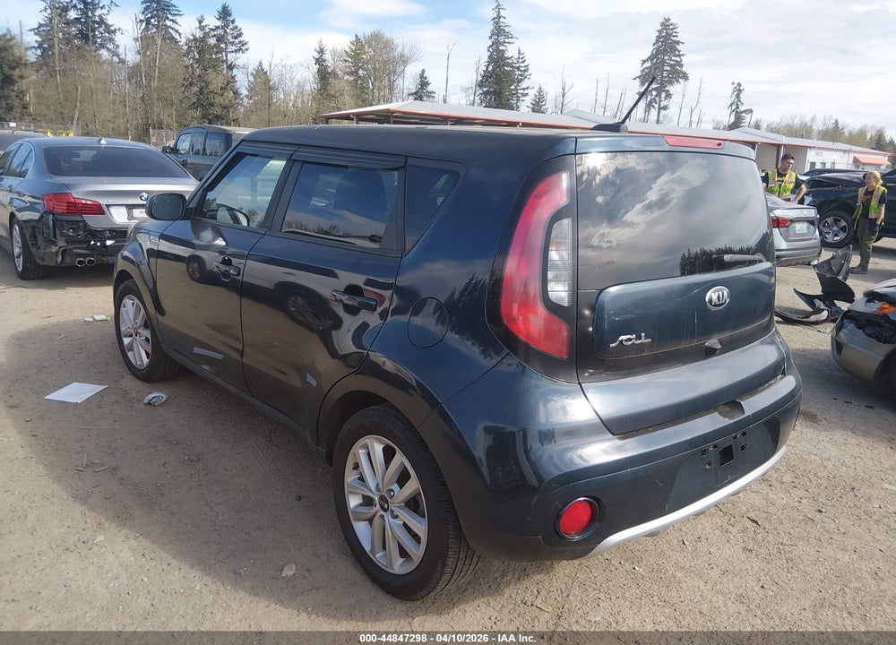 2018 KIA SOUL + VIN: KNDJP3A59J7578845