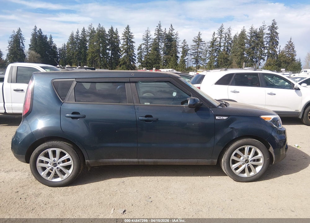 2018 KIA SOUL + VIN: KNDJP3A59J7578845