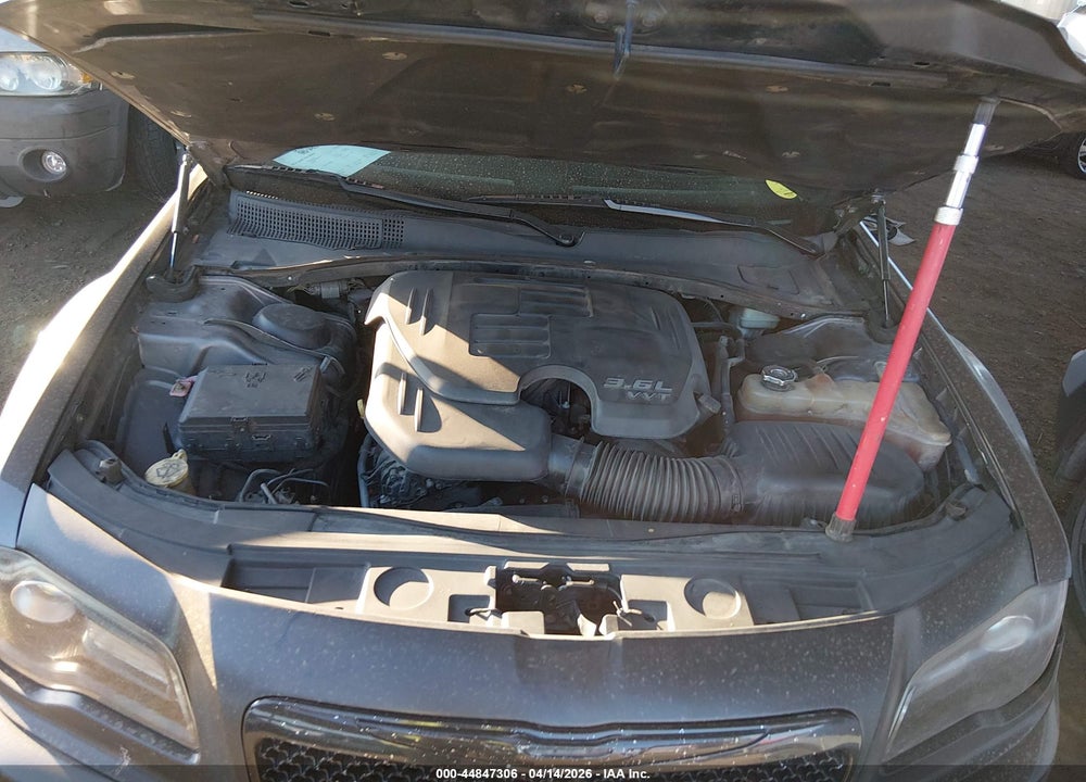 2014 CHRYSLER 300 VIN: 2C3CCAAG6EH301529