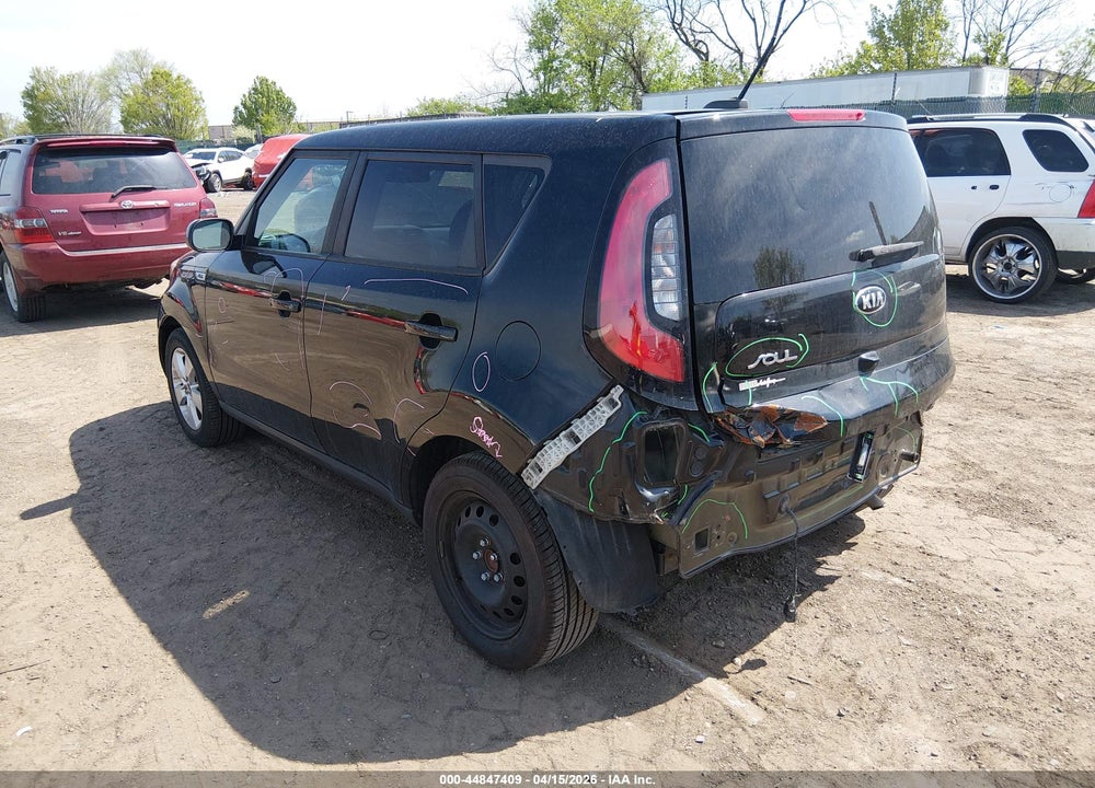 2018 KIA SOUL VIN: KNDJN2A27J7570183