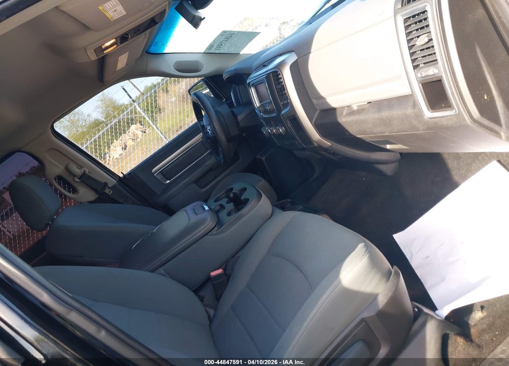 2013 RAM 1500 SLT VIN: 1C6RR7LG2DS591223