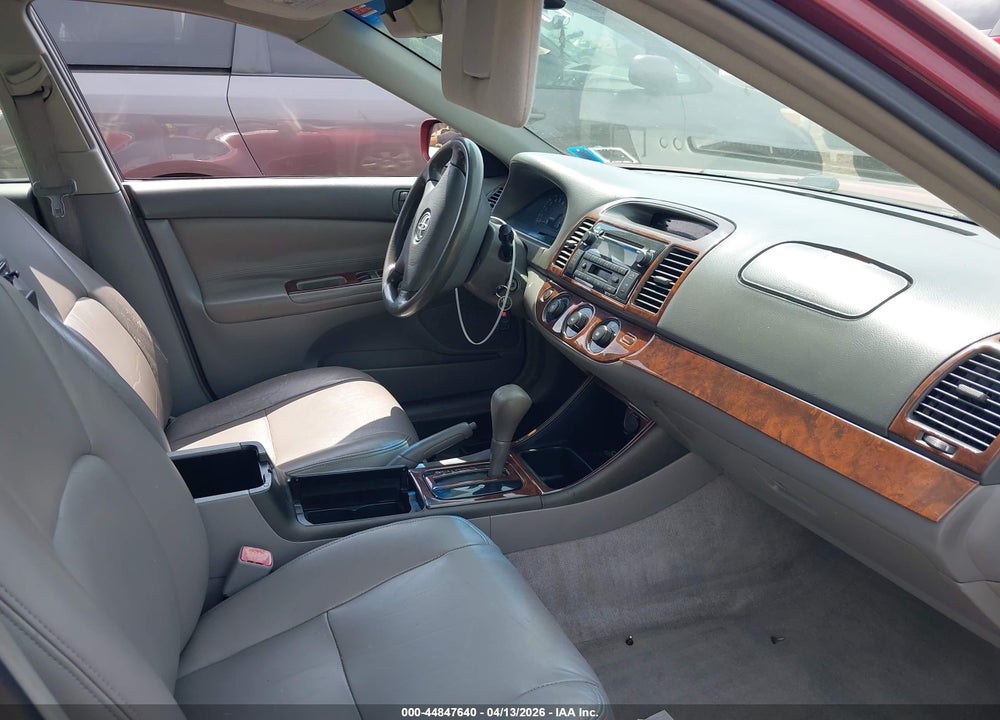 2004 TOYOTA CAMRY LE VIN: 4T1BE32K84U271814