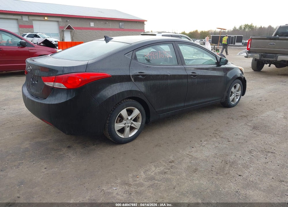 2011 HYUNDAI ELANTRA GLS VIN: 5NPDH4AE3BH015089