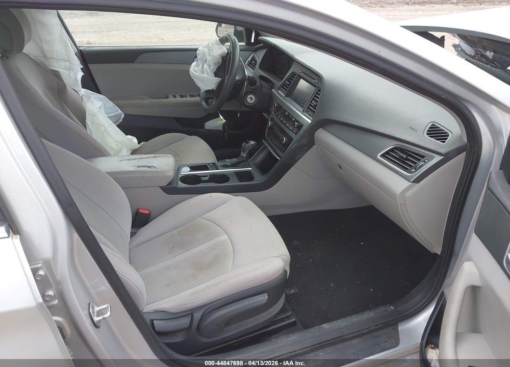 2016 HYUNDAI SONATA SE VIN: 5NPE24AF8GH376727