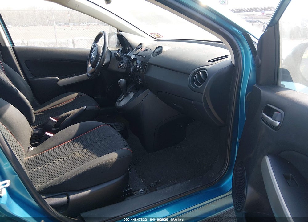 2011 MAZDA 2 TOURING VIN: JM1DE1HZ6B0107889