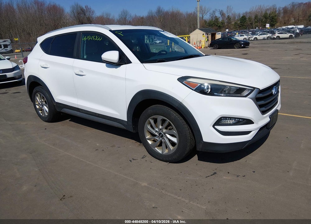 2017 HYUNDAI TUCSON SE VIN: KM8J3CA44HU306097