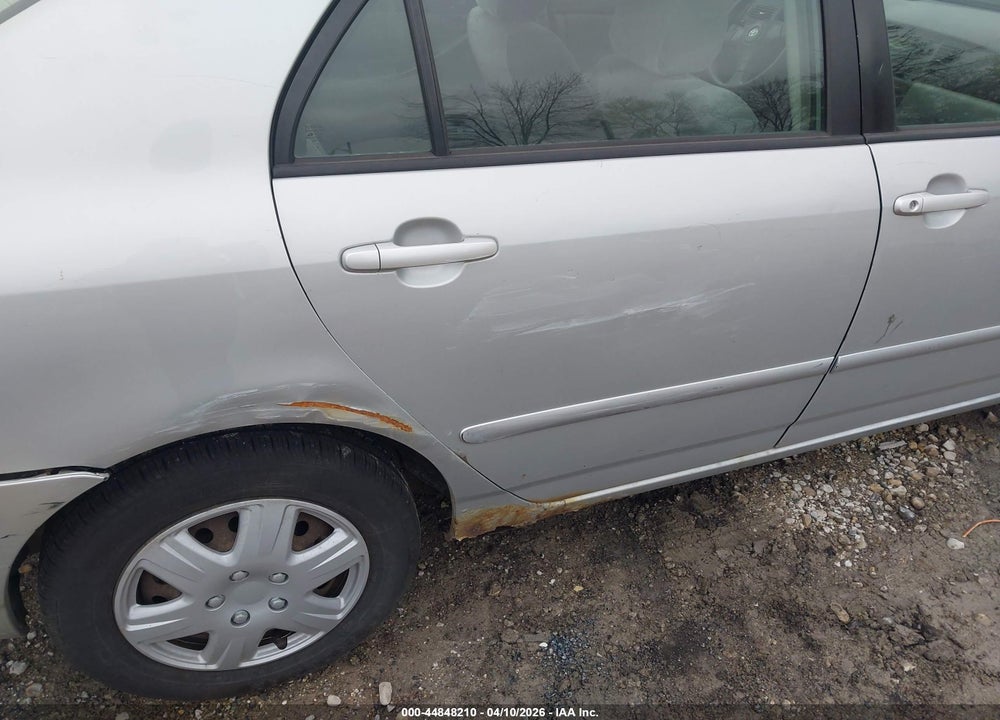 2005 TOYOTA COROLLA LE VIN: 2T1BR30E55C352239