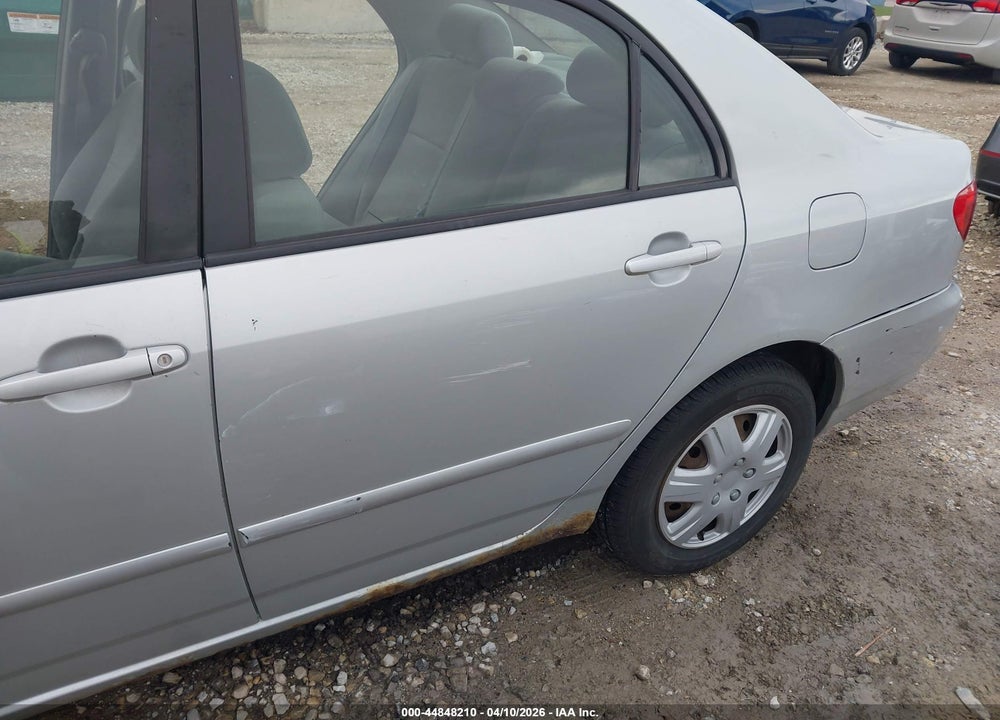 2005 TOYOTA COROLLA LE VIN: 2T1BR30E55C352239