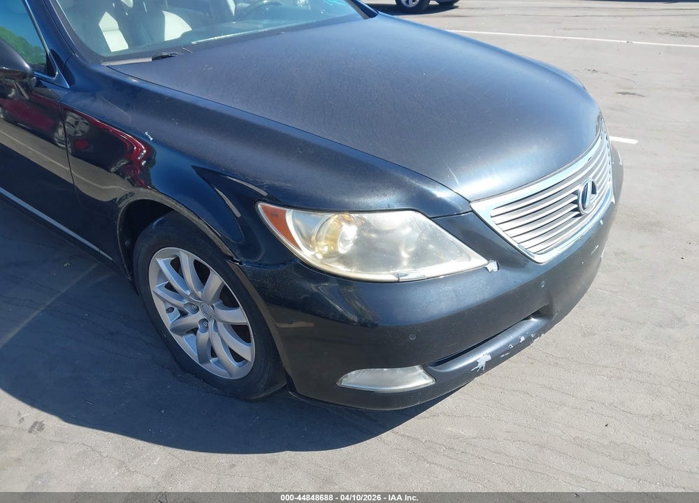 2007 LEXUS LS 460 VIN: JTHBL46F075038889